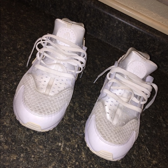 Nike Other - Nike Air Haurache White